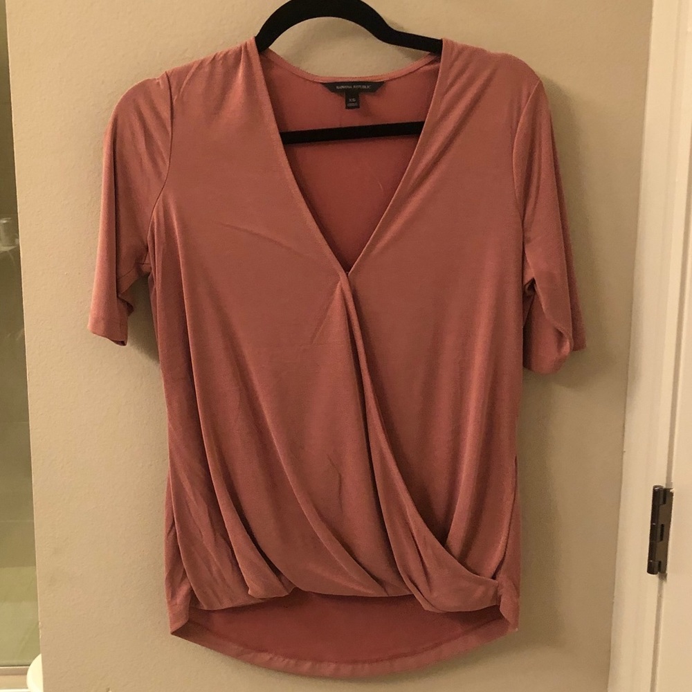 Banana Republic pink top
